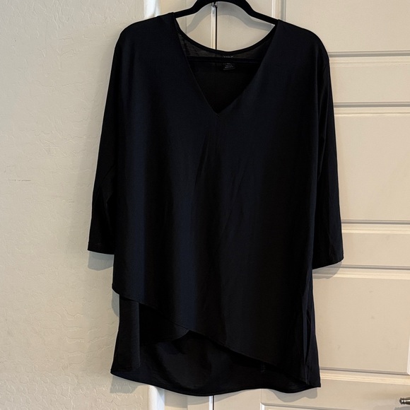 Lildy Tops - Lilly Elegant Black V-Neck Women's Tunic with slanted hem Size L-XL